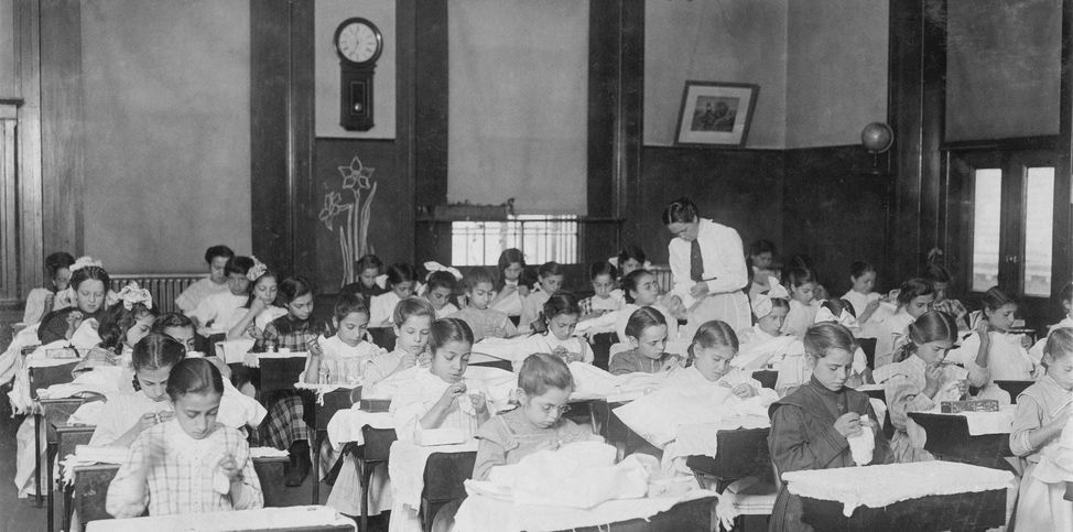 1915-1960 class room